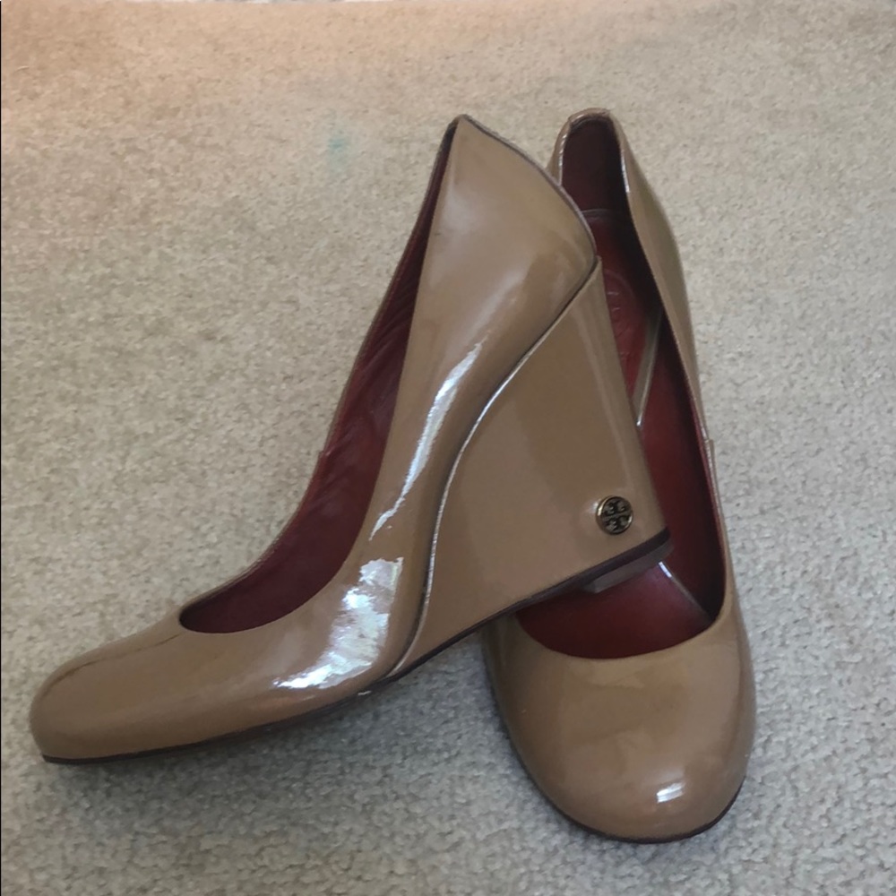 Tory Burch Patent Leather Camel Wedges